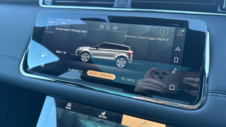 Land Rover Range Rover Evoque 1.5 P300e R-Dynamic SE 5dr Auto Hatchback